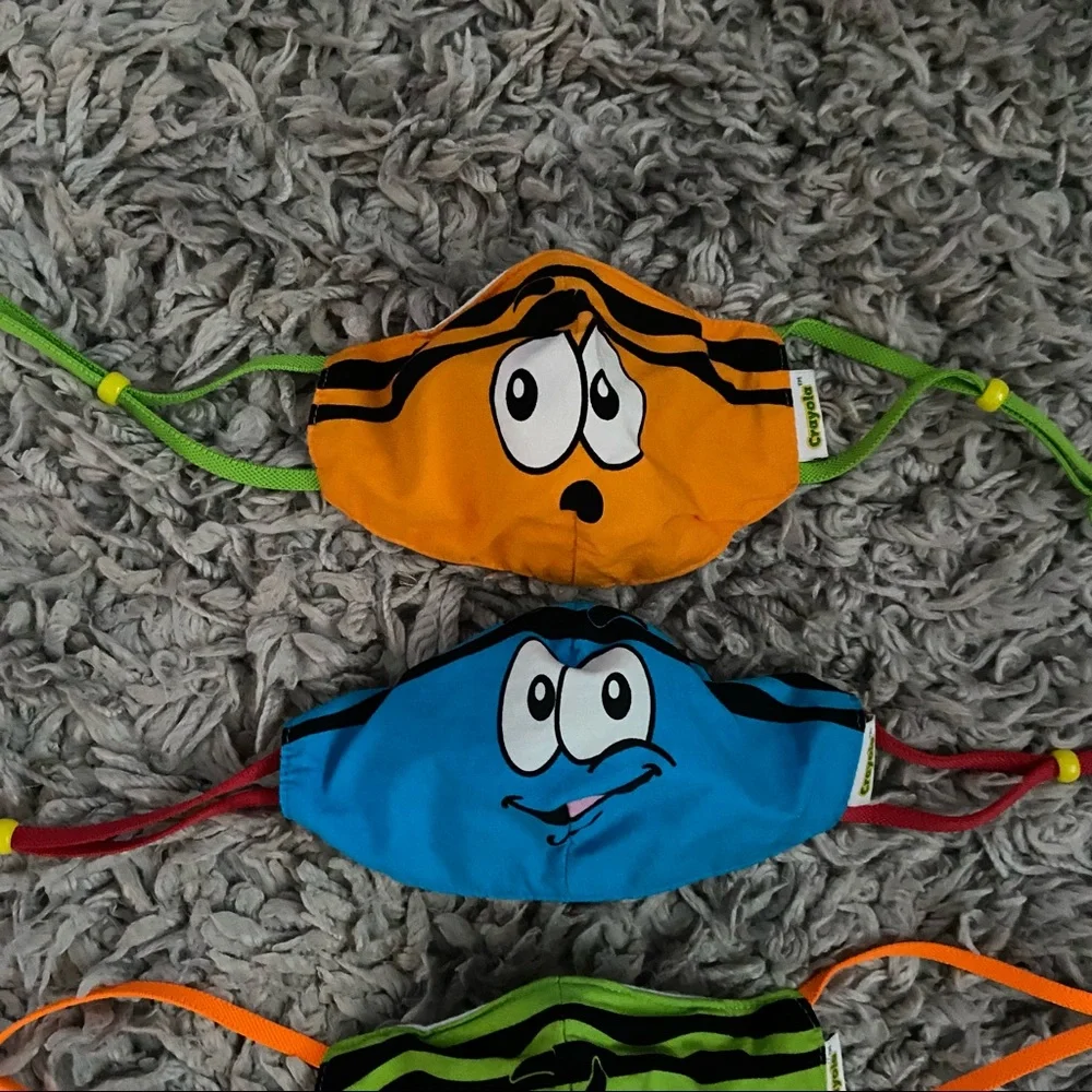 Crayola set of 4 child face masks